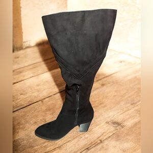 Journee: Elegant Black Knee-High Women's Boots